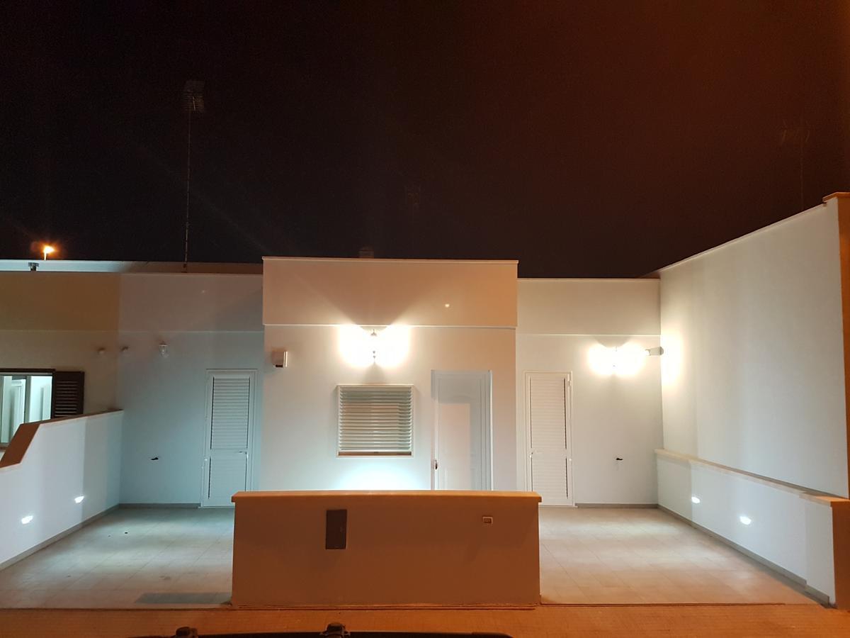 ホテル Lu Salentu White House マリーナ・ディ・マンカヴェルサ エクステリア 写真